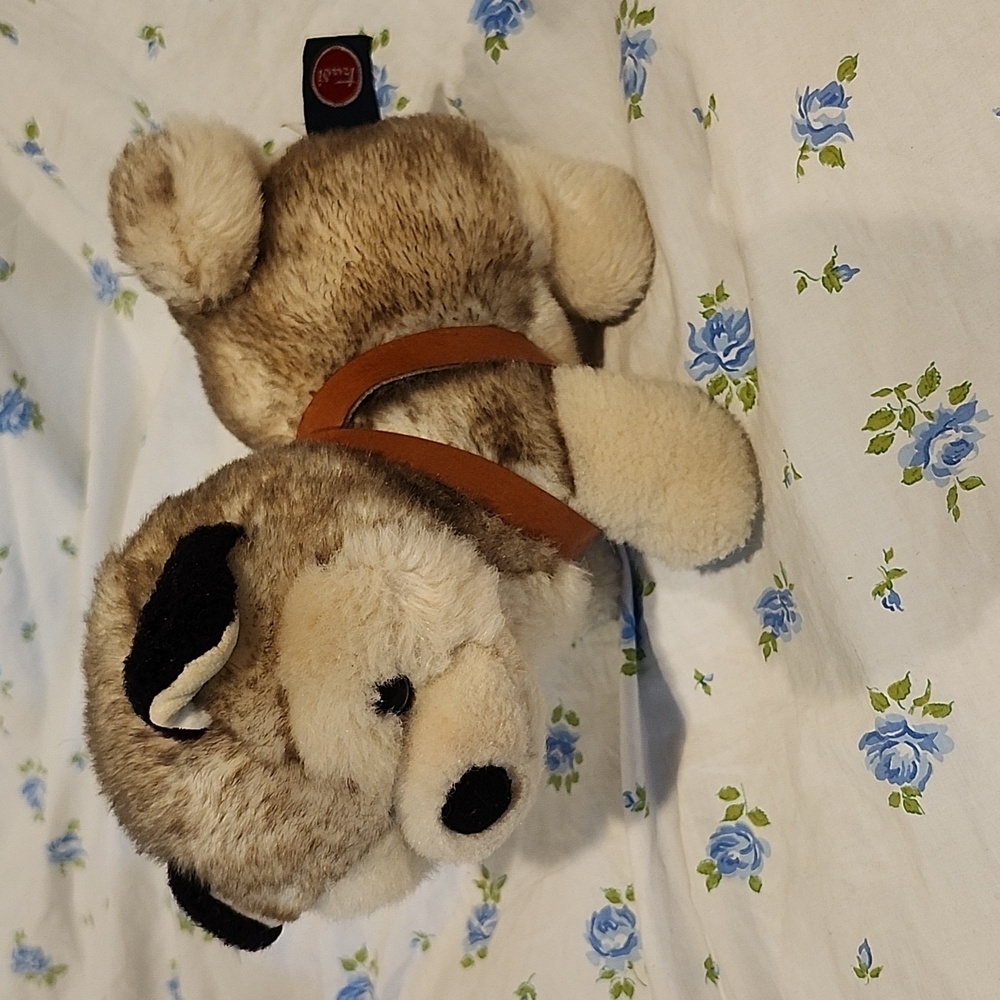 9" Trudi Husky plush animal